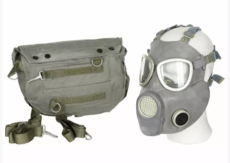 Polish MP4 Gas Mask with Bag, Military Surplus - Gas Masks - 627565 - 1
