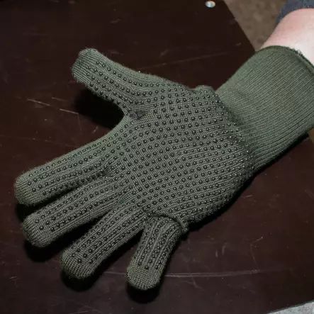 British Fire-Resistant (NOMEX III) Gloves with Pimple Grip, Olive Green, Unused Surplus - Gloves - 615503-7 - 2